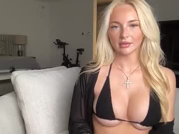 lolasinclairr's chat room