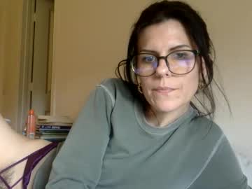 sweetriddance's chat room