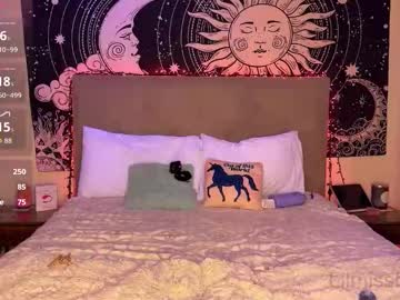 bigguylilmiss's chat room