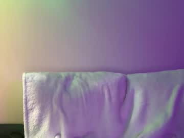 ella_hill's chat room