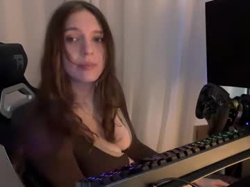 lunasnows's chat room