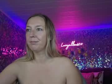 lucyallen4201's chat room