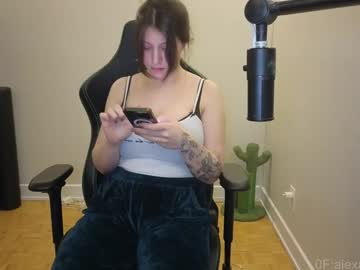 alexa_dream's chat room