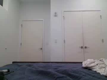 hellokitty2020luv's chat room