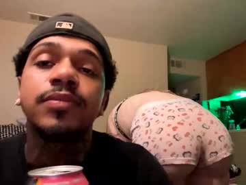 prettyandpinkkk's chat room