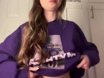 fantasyella's chat room