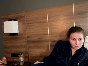 deepthroatqueen33's chat room