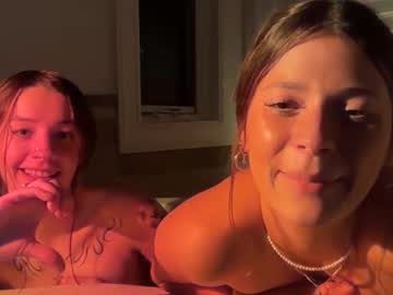 miamoorexo's chat room