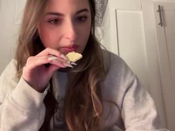 fantasyella's chat room