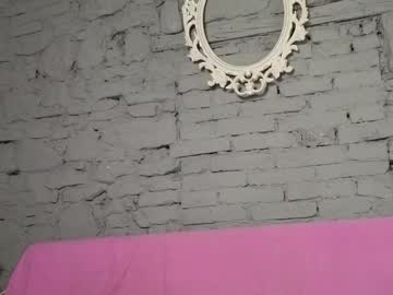 vixvixenn's chat room