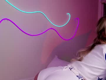 oliviaowens's chat room