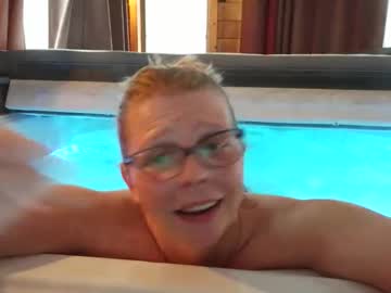 stickywethoney's chat room