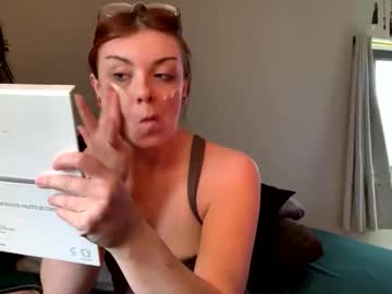 intothewoodswego's chat room