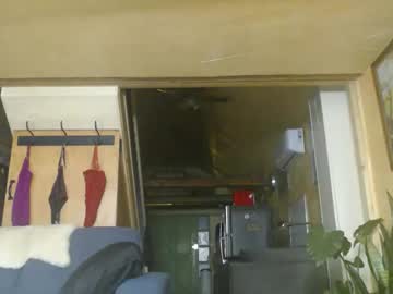 kimberlyfaysantana's chat room