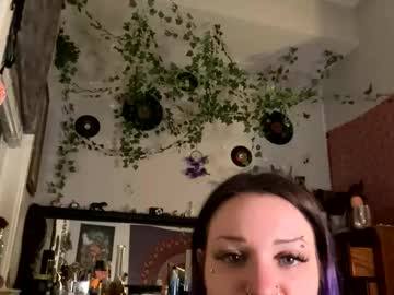 crazykitti3's chat room