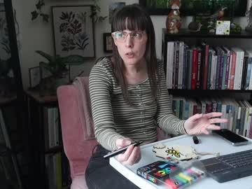 ellynaomi's chat room