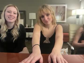 lilybrown07's chat room