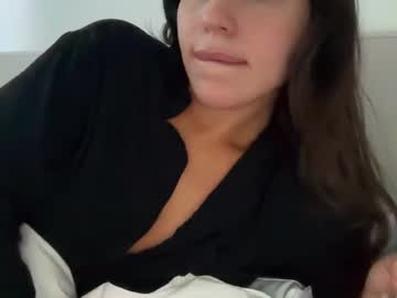 pollyyypocket's chat room