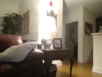 hotblondemilf1962's chat room