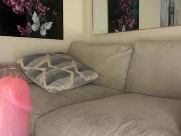 blondebunny999's chat room