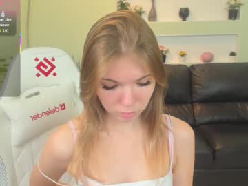 michafox's chat room