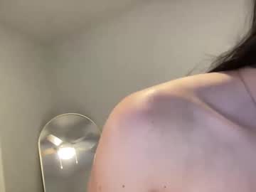 elenalovexxx's chat room