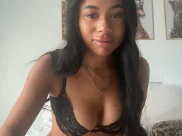 arianasiren's chat room