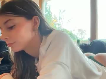 clairewalkerrr's chat room