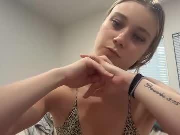 lanademira's chat room