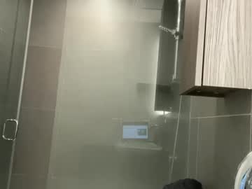 lightbluepufferfish's chat room