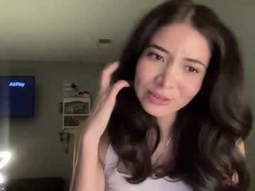 camilaxcruz's chat room