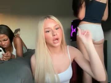 kenziesmithh's chat room