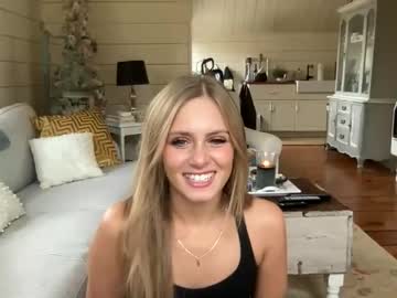 carlybora's chat room