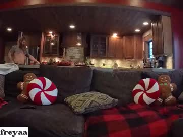 odinn_freyaa's chat room