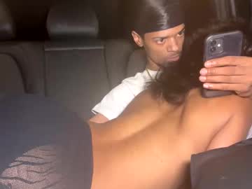 huntersplayground's chat room