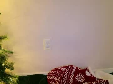 annatigarr's chat room