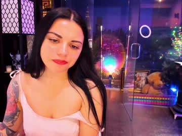 alma_pearl's chat room