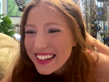 redgingersnapz's chat room