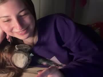 fantasyella's chat room