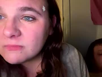 mommyndaddyplaytime's chat room