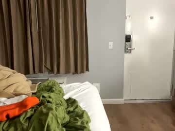 deepthroatqueen33's chat room