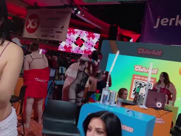 bunnydollstella's chat room