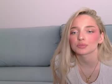 vivianwinters's chat room