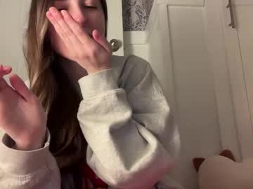 fantasyella's chat room