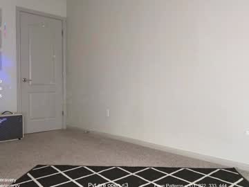 petitebrat's chat room