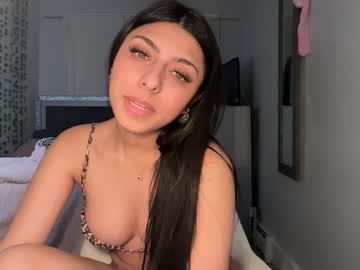 sophiasecretsx's chat room