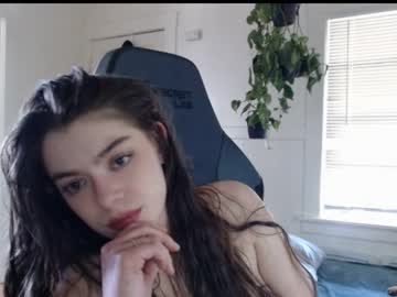 rosegold18's chat room