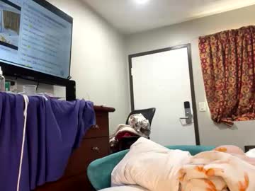 kibrombariu45's chat room