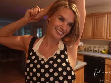 phoenix_taylor's chat room