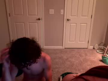 yourownermayla's chat room